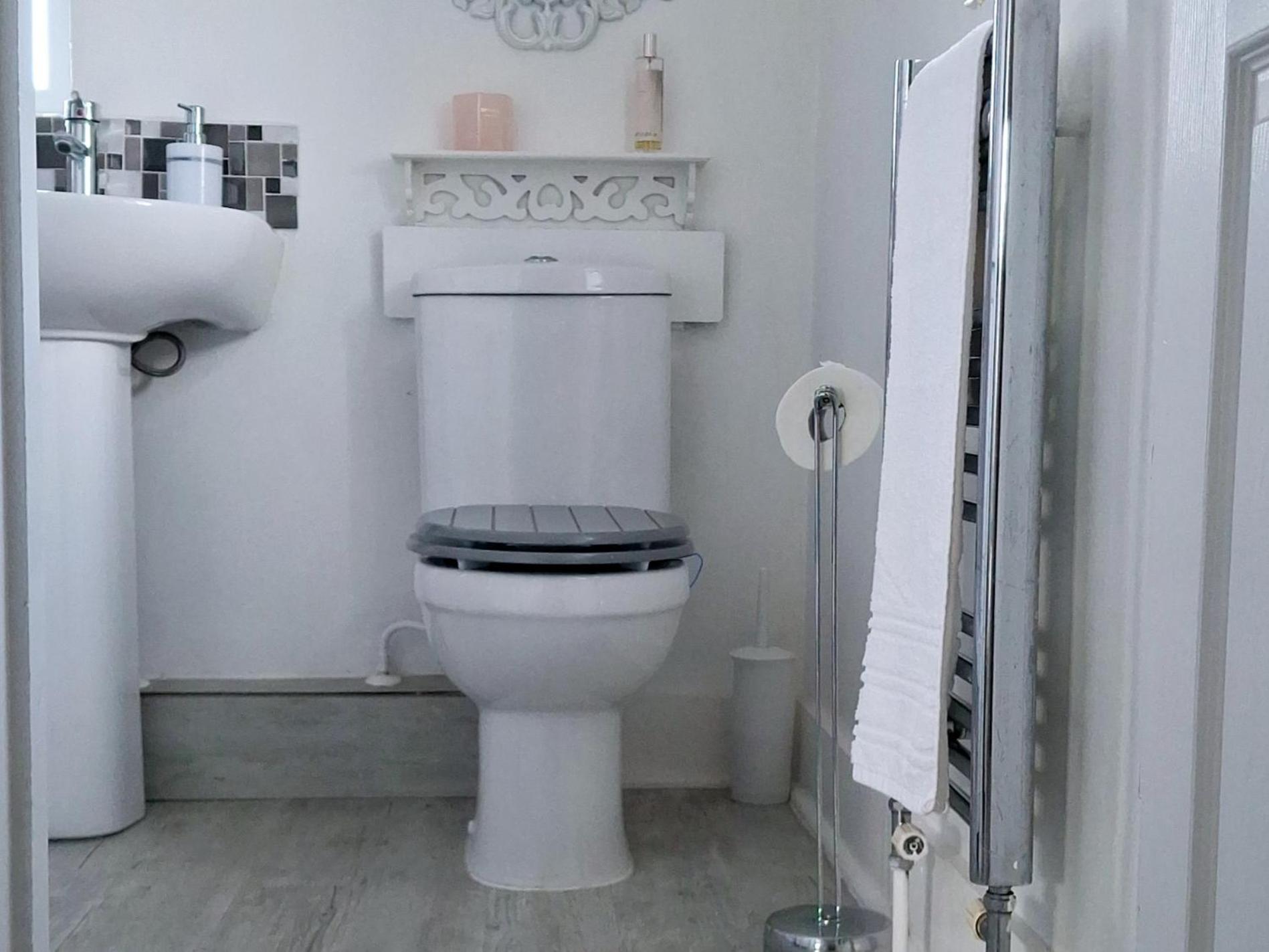 Home From Home Guest House Rochford Oda fotoğraf