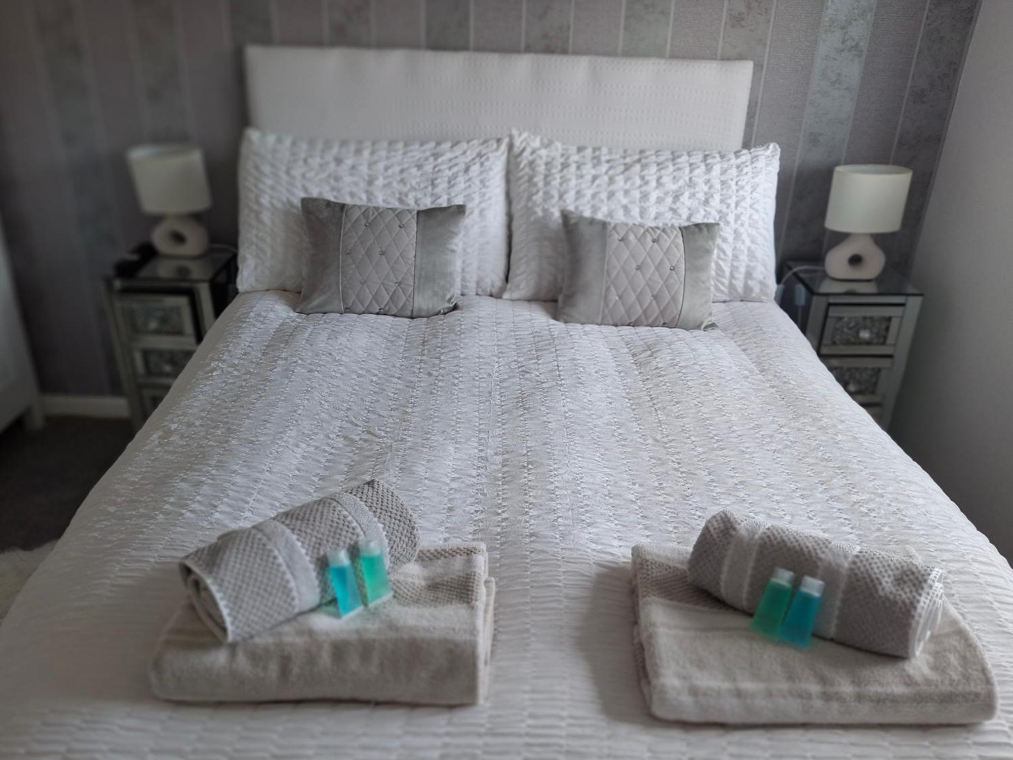 Home From Home Guest House Rochford Oda fotoğraf