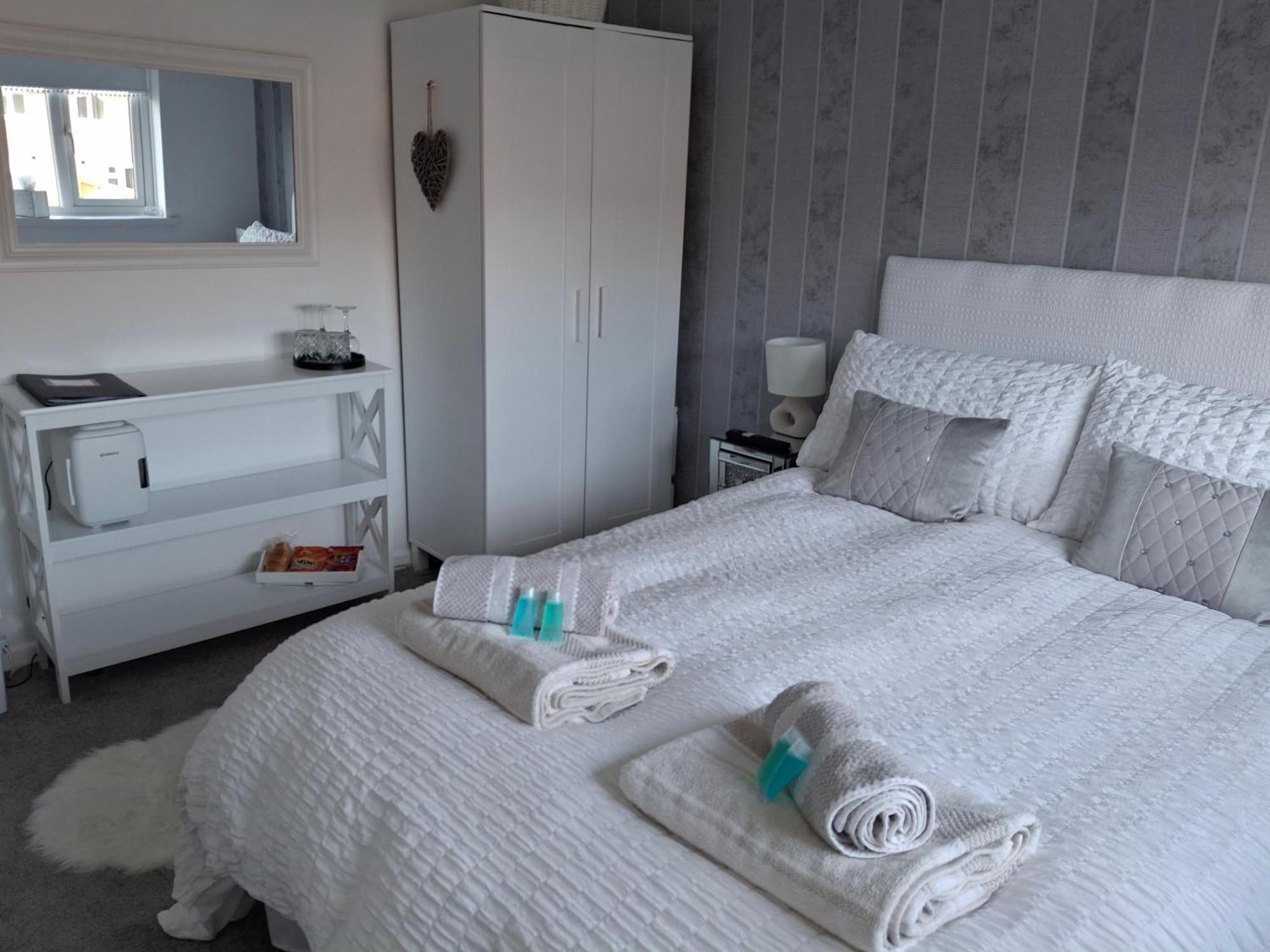 Home From Home Guest House Rochford Oda fotoğraf